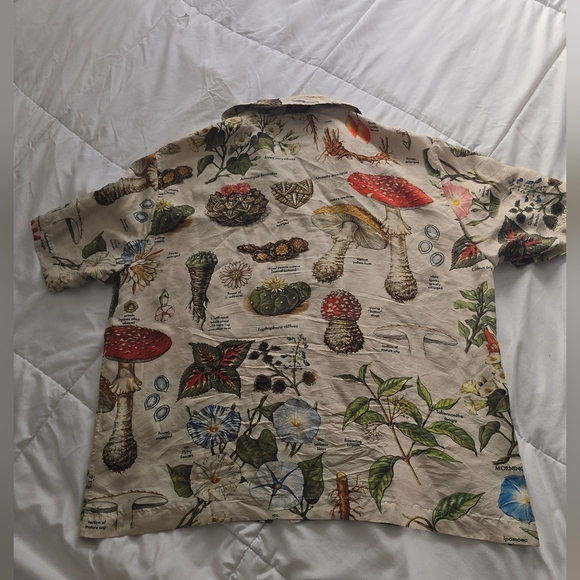 RARE Amiri Mushroom short sleeve psychedelic Button Polo Shirt 100% Silk - Picture 9 of 13